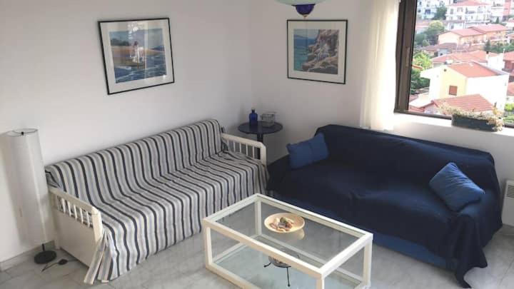 Seabreeze-Family Home Políhrono Kültér fotó